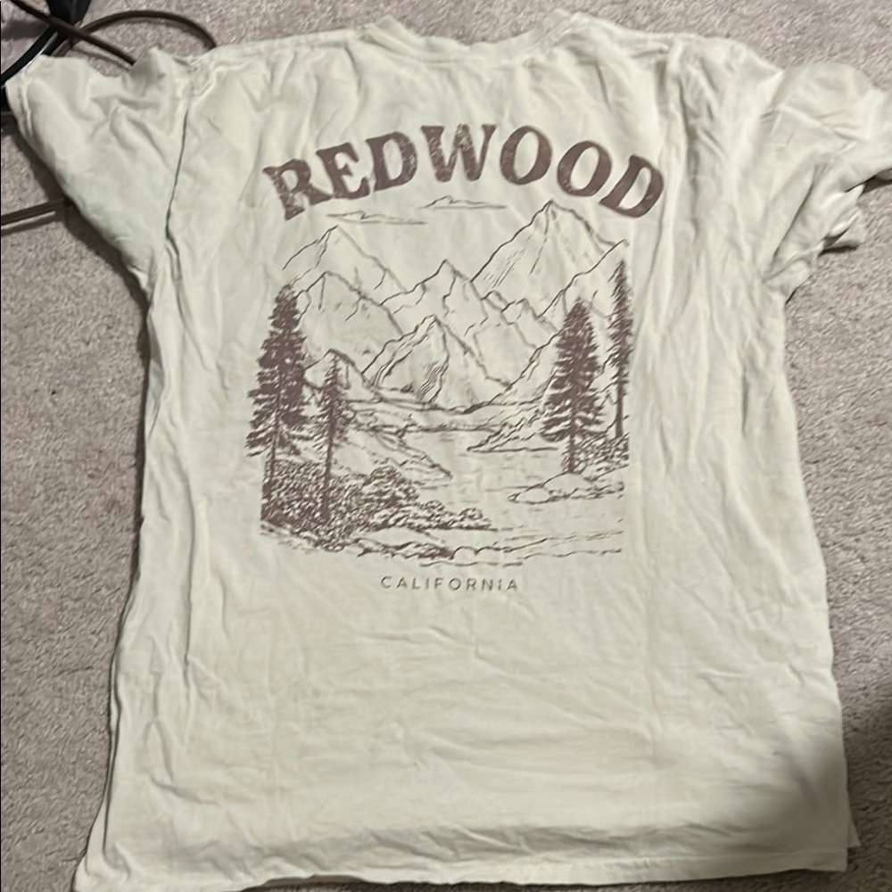 Redwood Graphic T-Shirt - Cream